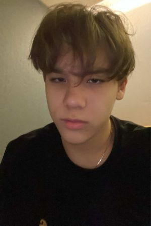 Philip Karlsson backdrop