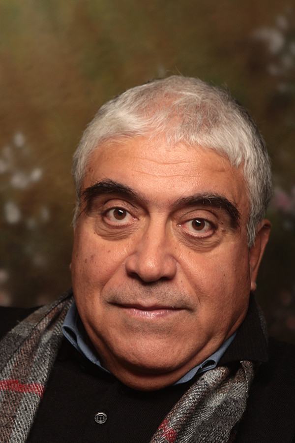 Dimitris Piatas backdrop