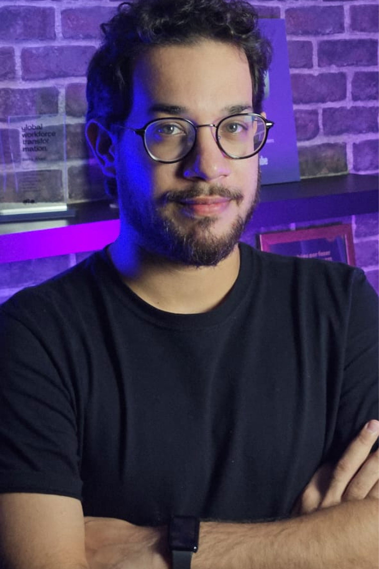 Felipe Surian backdrop