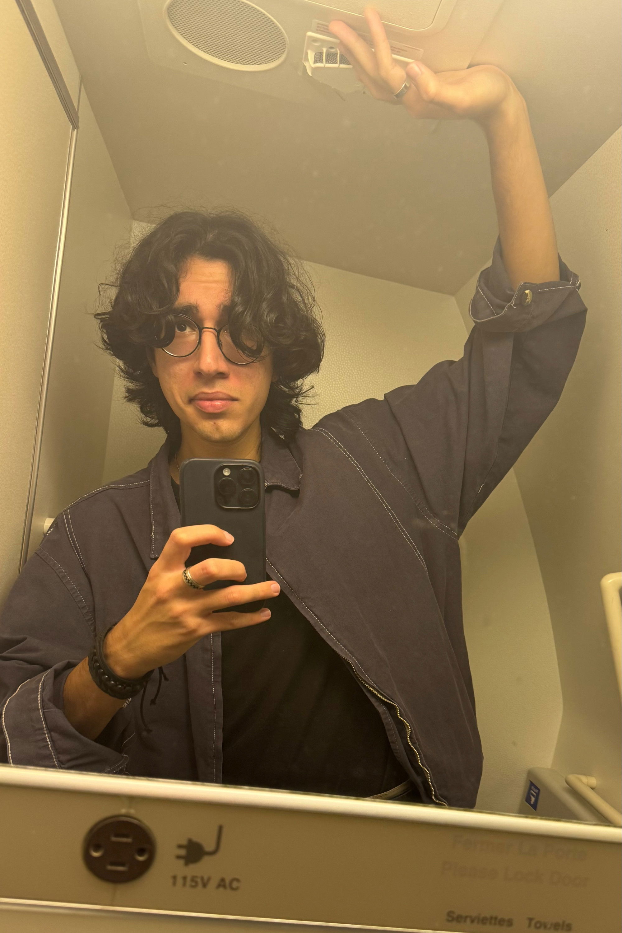 Yuri Marques backdrop