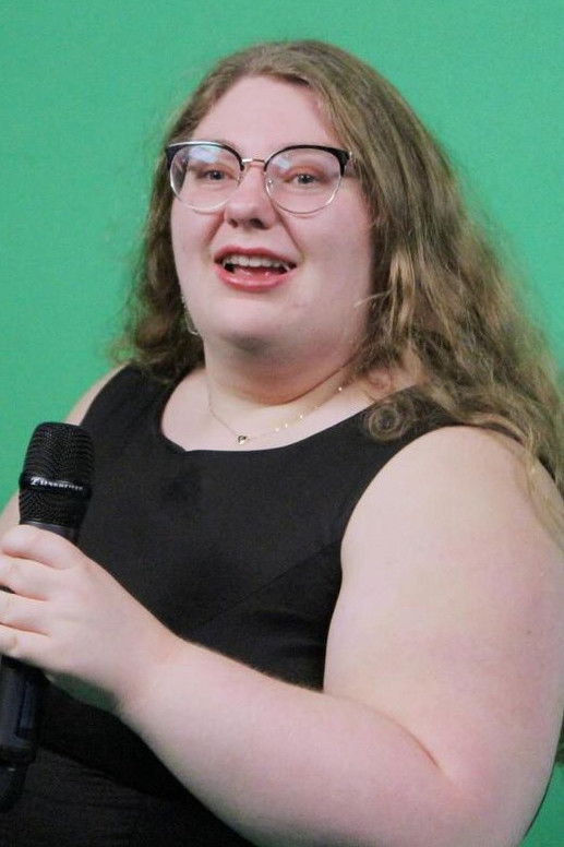 Grace Bonamico backdrop