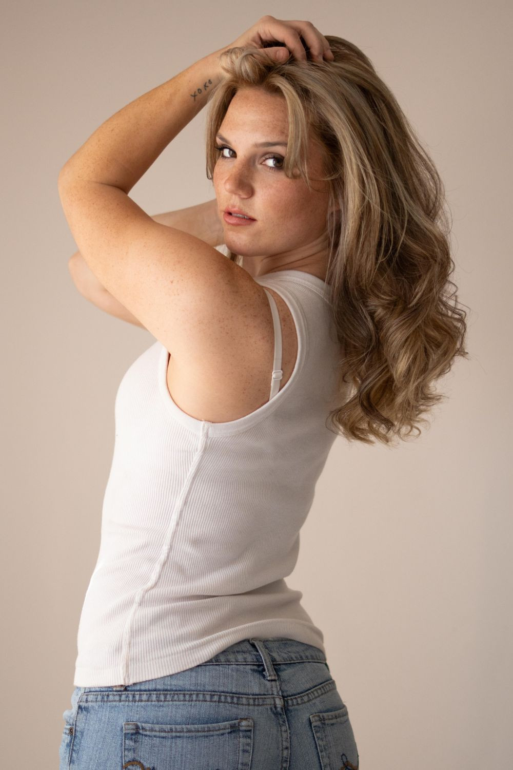 Kylie Elizabeth Schultz backdrop