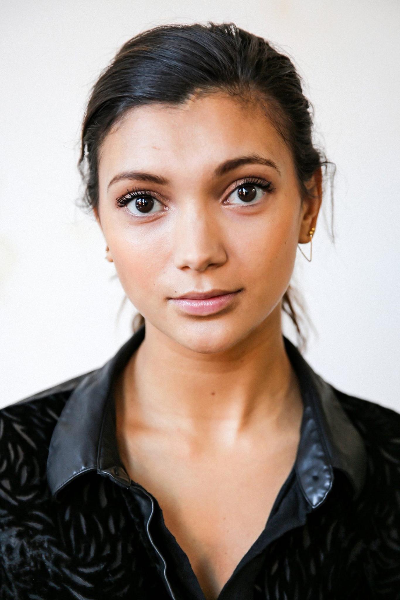 Tara Hetharia backdrop