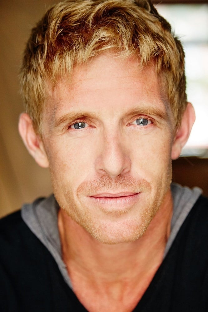 Simon Lindon backdrop