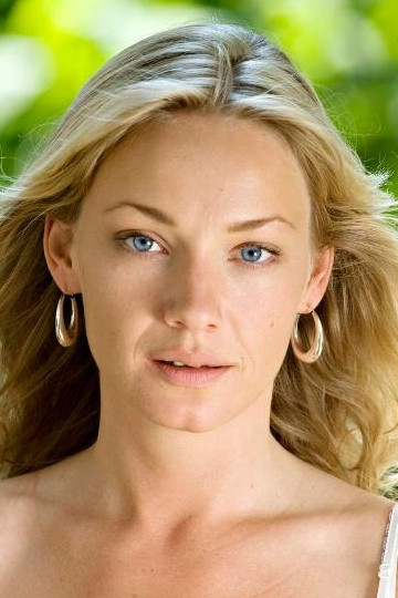 Marte Germaine Christensen backdrop