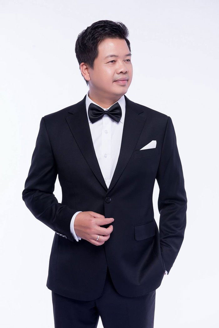 Đăng Dương backdrop