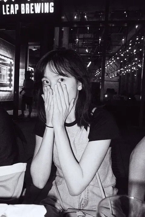 Liang Wenzhe backdrop