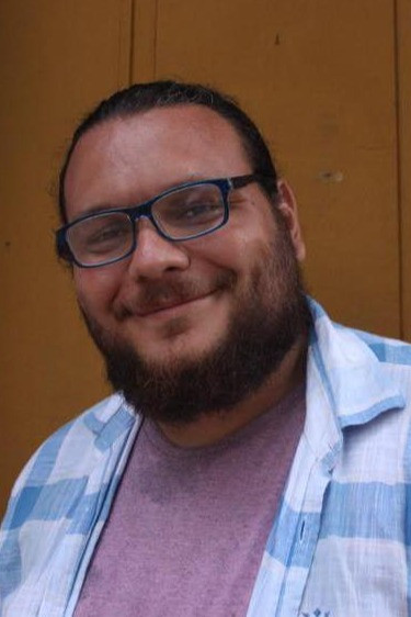 Rafael Assis backdrop