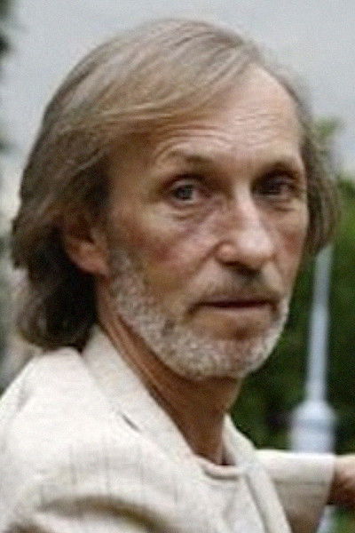 Aleksandr Skvortsov backdrop