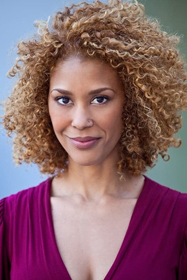 Victoria Gabrielle Platt backdrop