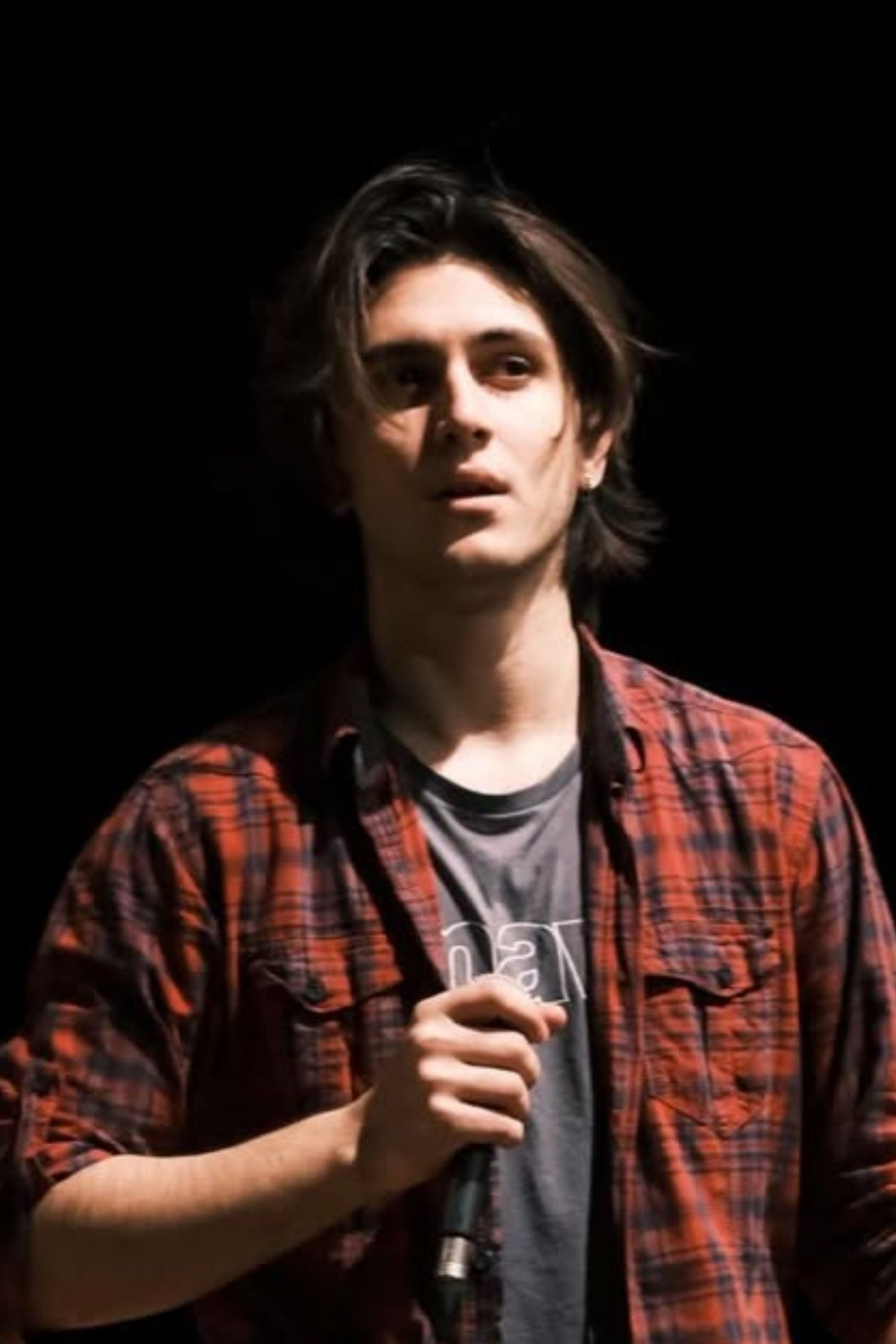 Arben Özgeçer backdrop