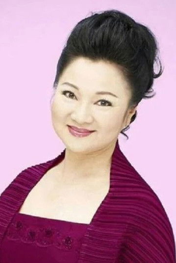 Bai Bing Bing backdrop