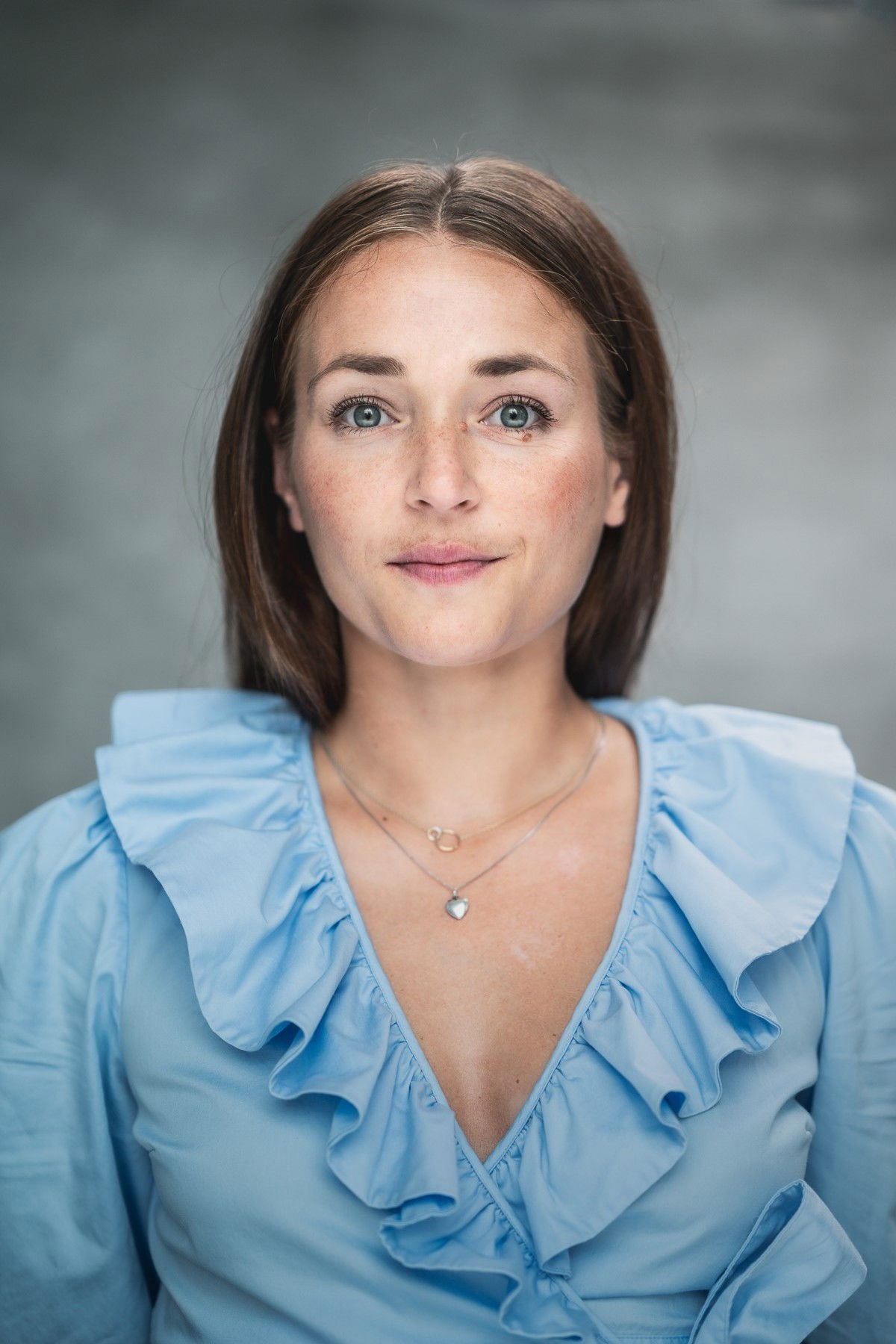 Elisa Bryant backdrop