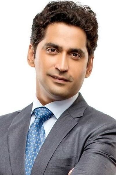 Chinmay Mandlekar backdrop