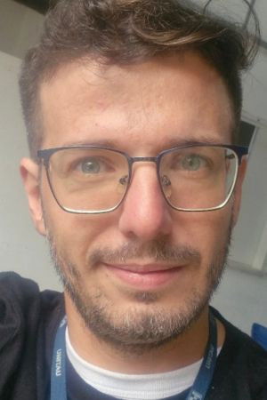 Lucas Costerano backdrop