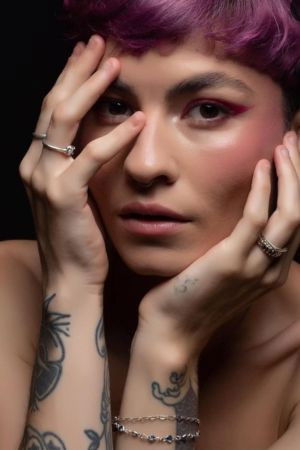 Victória Niquê backdrop