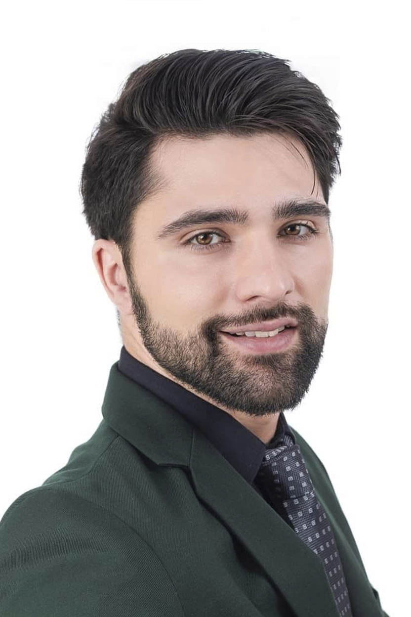 Sebastián Carrington backdrop