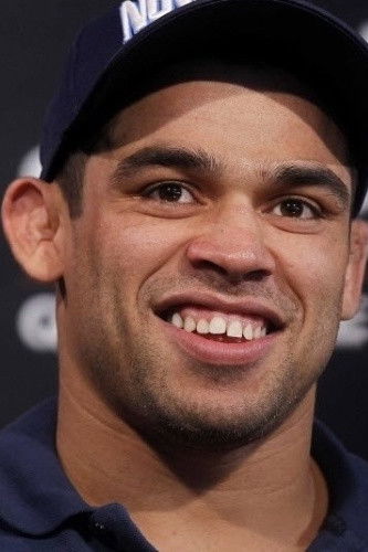 Renan Barão backdrop