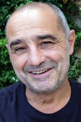 Éric Fraticelli backdrop