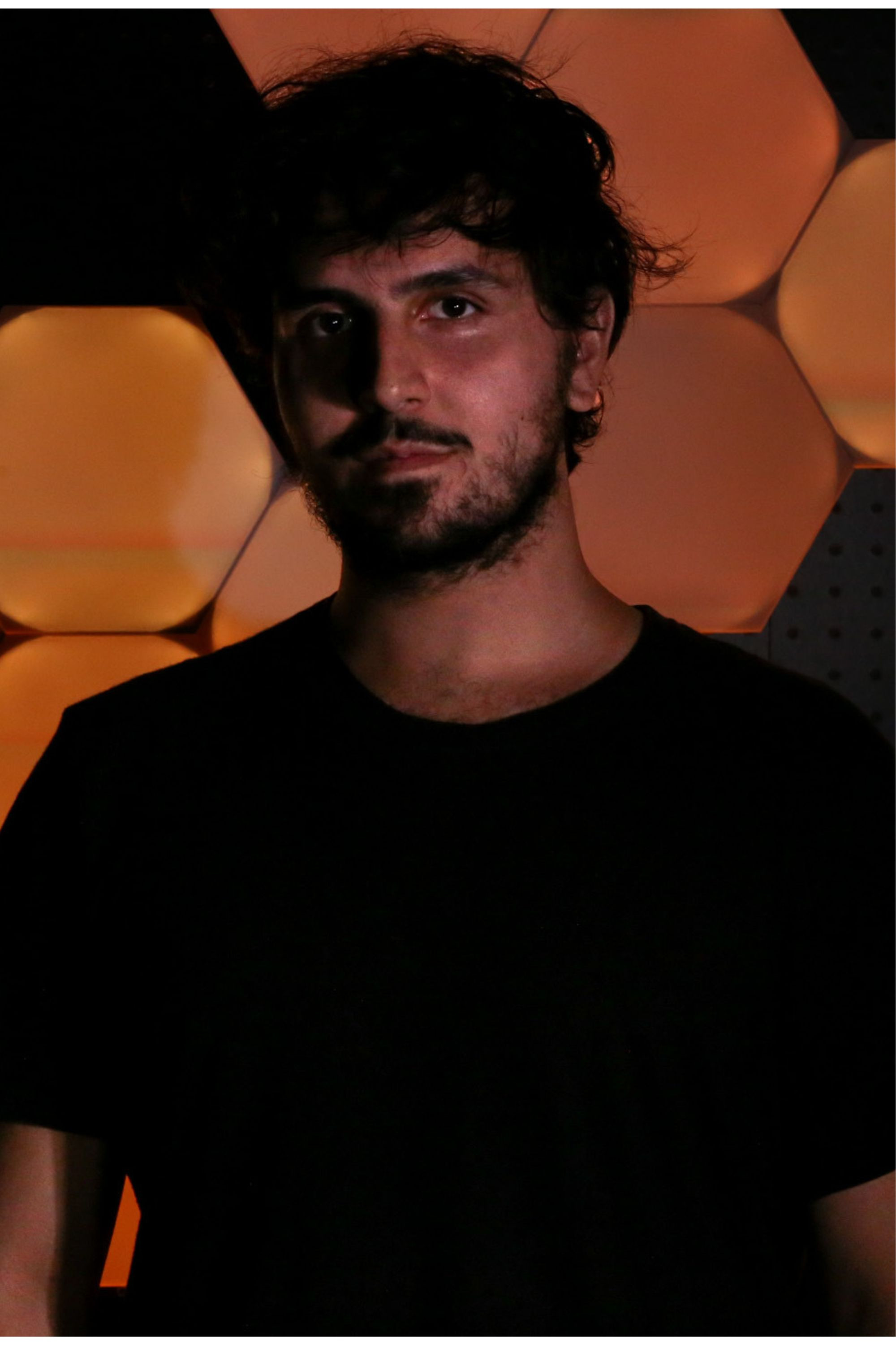 Lucas Mattana backdrop