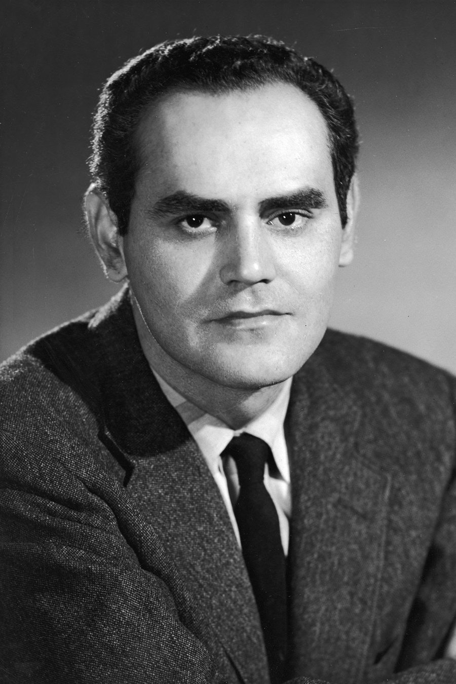 José Quintero backdrop