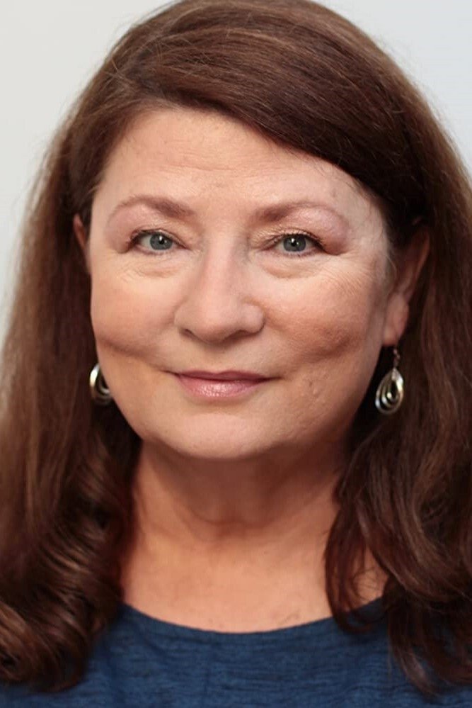 Marie Del Marco backdrop