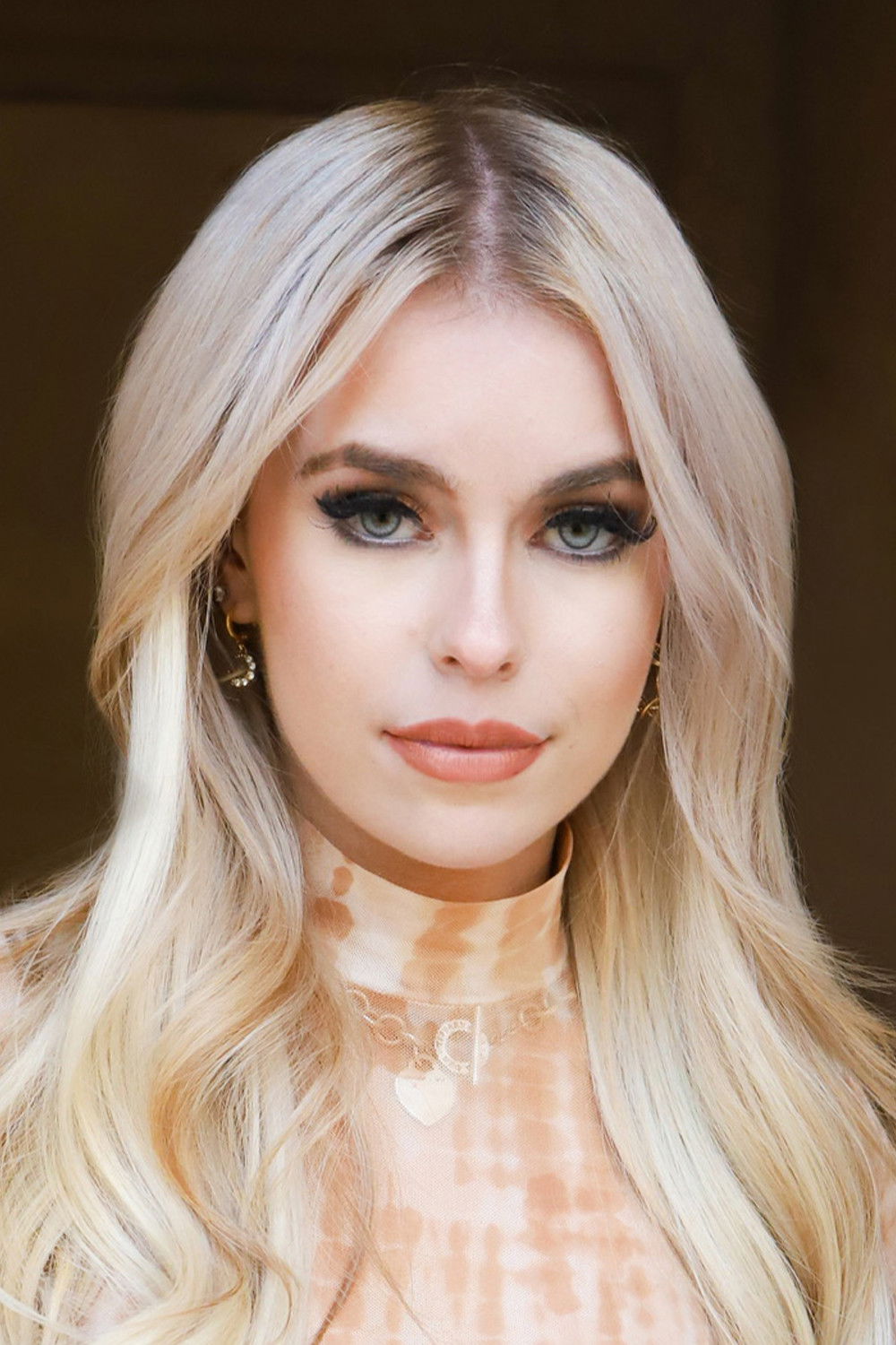 Emma Norton backdrop