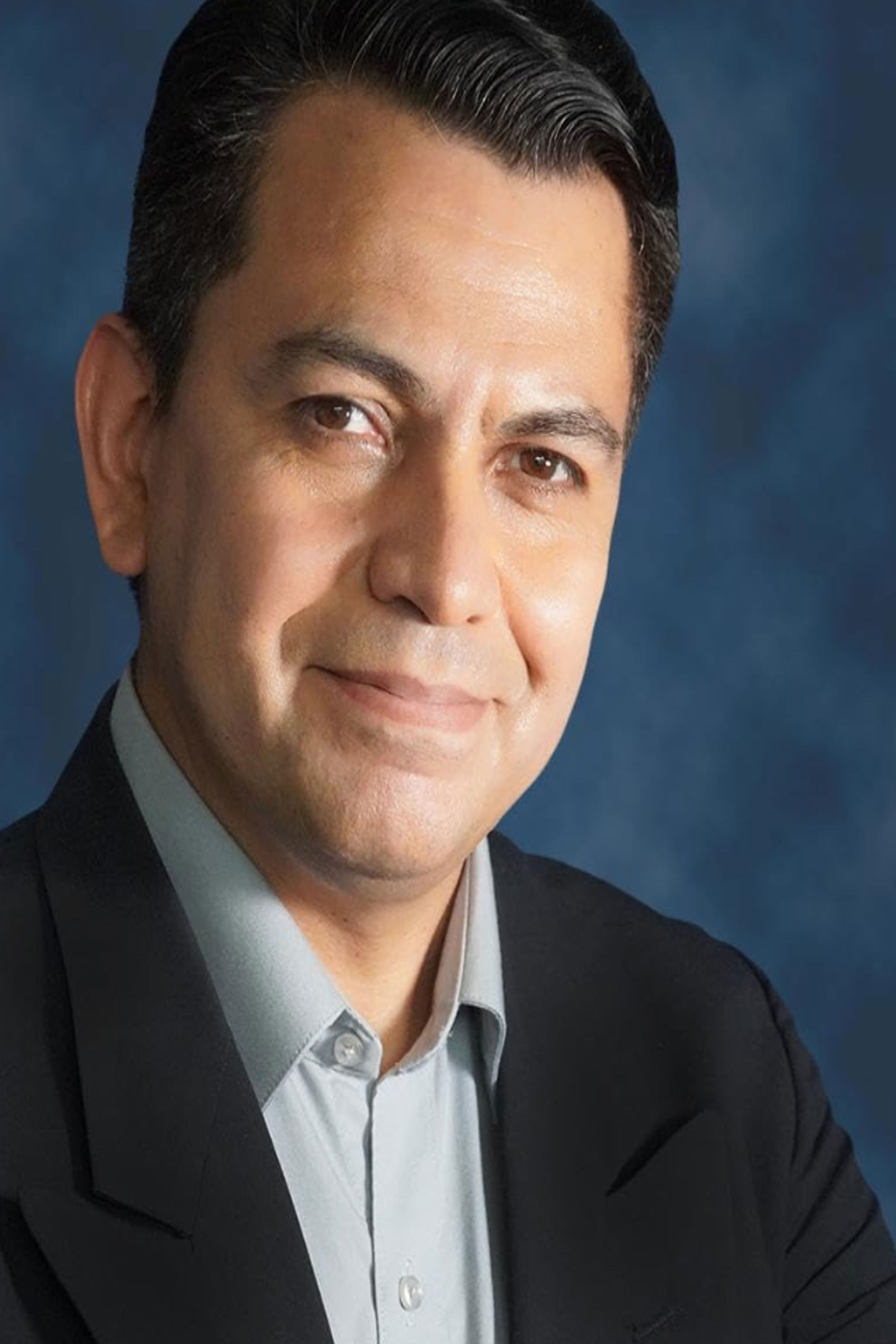 Mario Ramirez Reyes backdrop