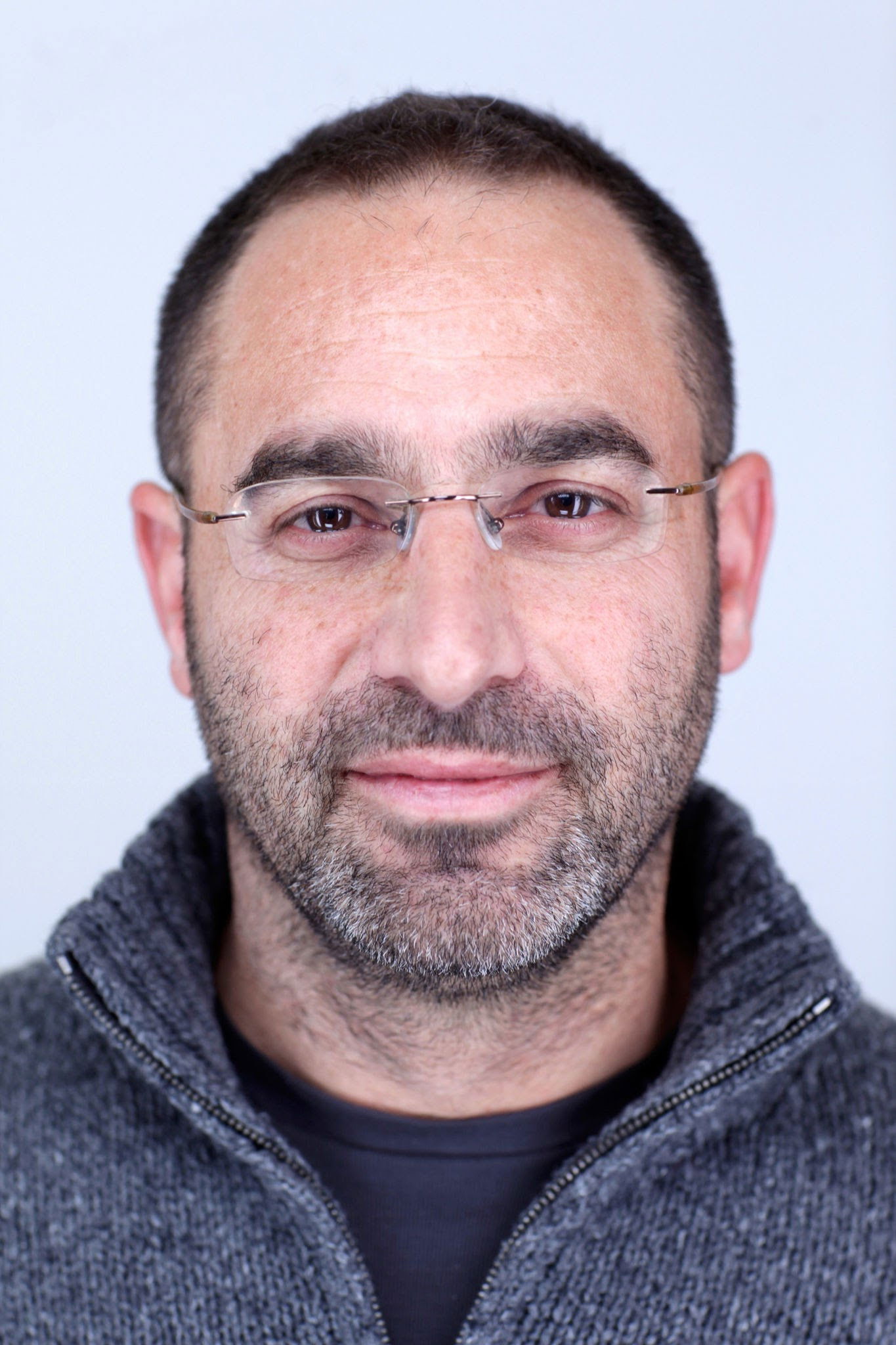 Ra'anan Alexandrowicz backdrop