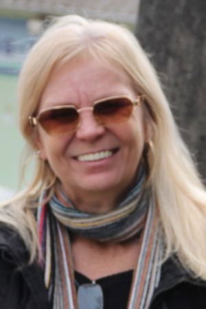 Marlete Ender backdrop