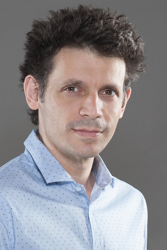 Daniel Burman: Danijel Burman backdrop