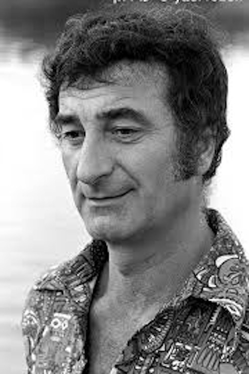 Gideon Singer backdrop