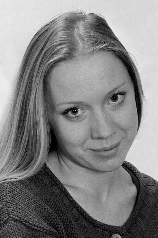 Yekaterina Migitsko backdrop