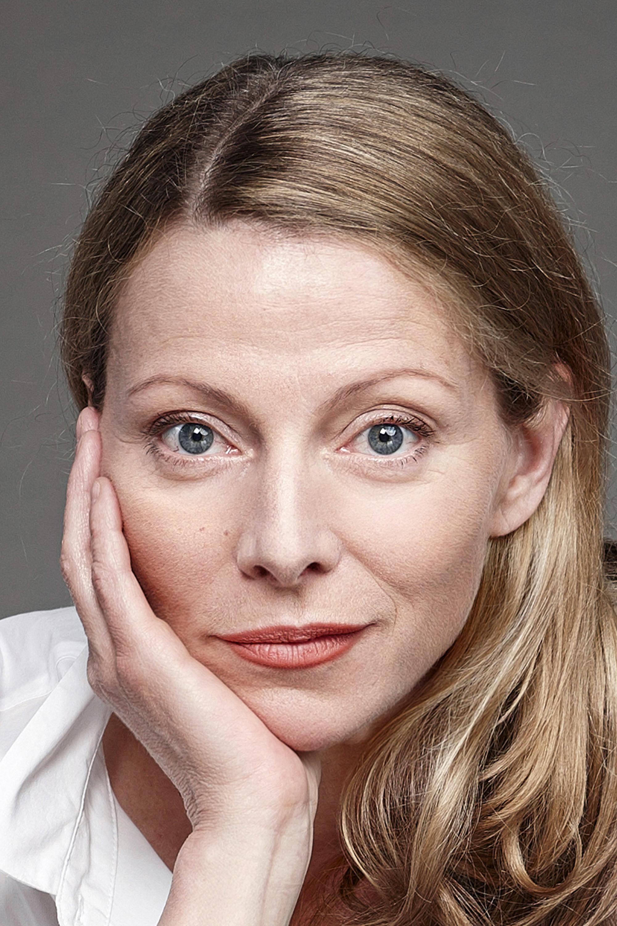 Nataša Matjašec backdrop