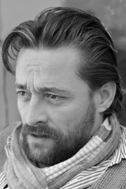 Richaud Valls backdrop