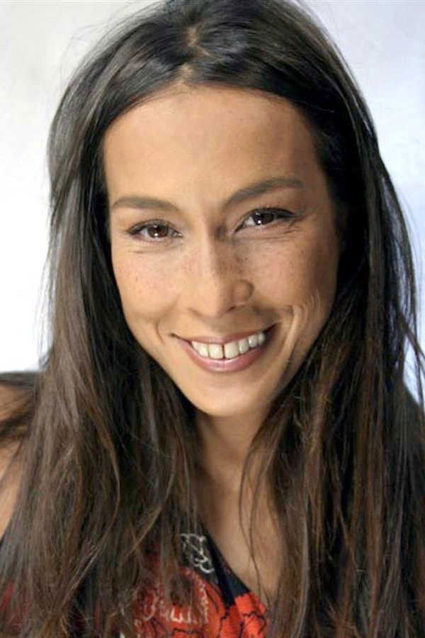 Vanille Attié backdrop