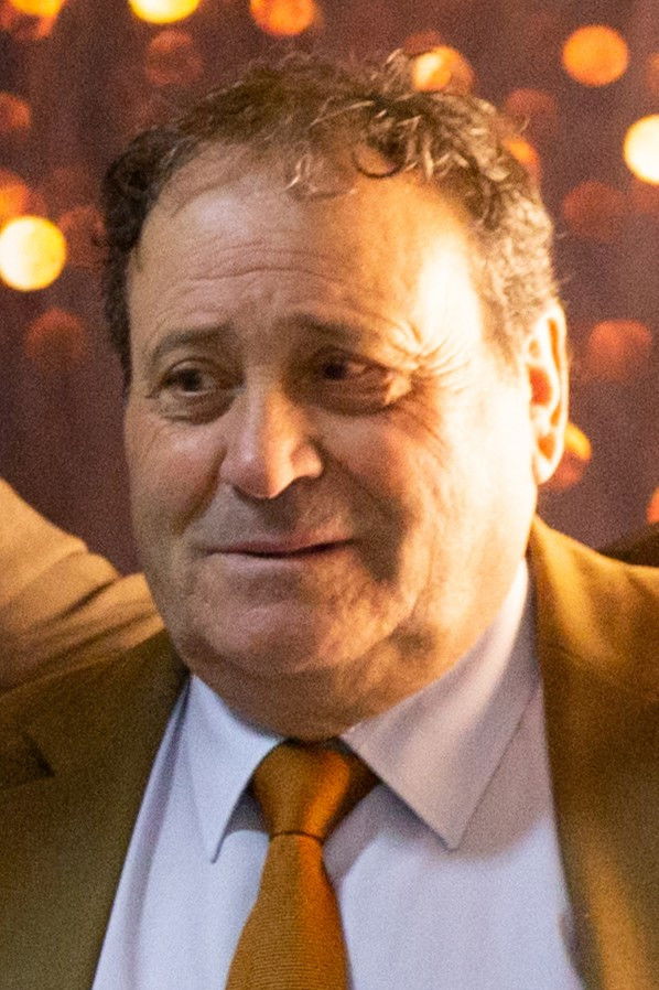 Fausto Mendonça backdrop