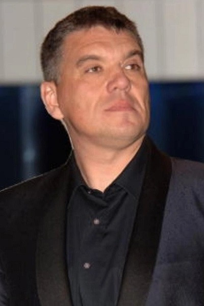 Martial Fougeron backdrop