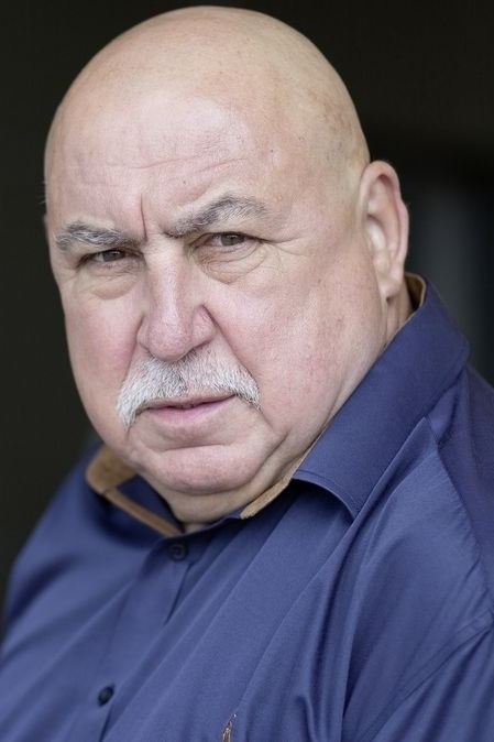 Andrej Hryc backdrop