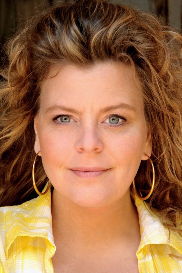 Carolin Spieß backdrop