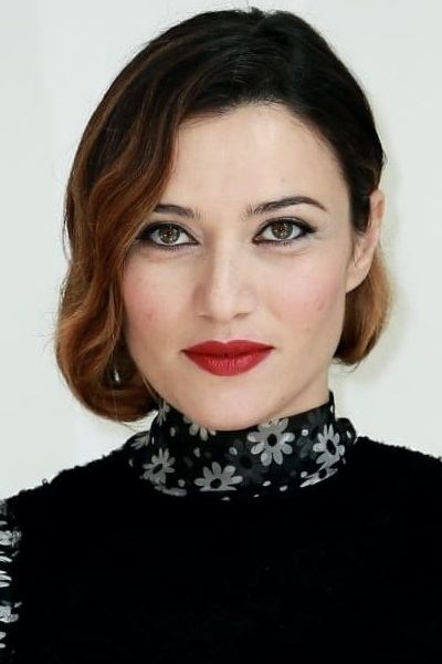 Anna Foglietta backdrop