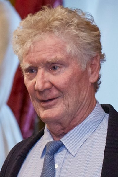 Niels Hinrichsen backdrop