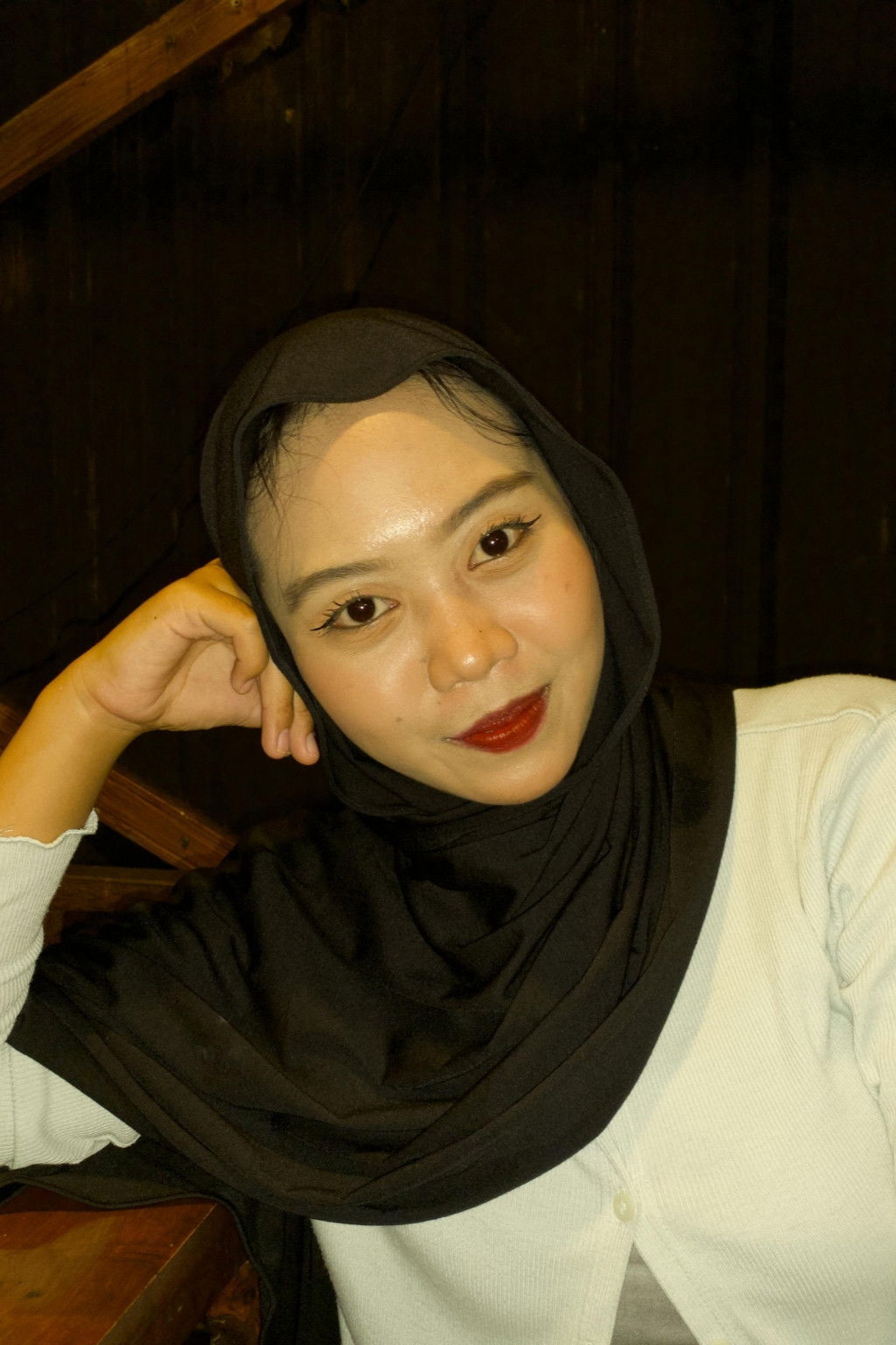 Tsuroya Nur Inayatun Nisa backdrop