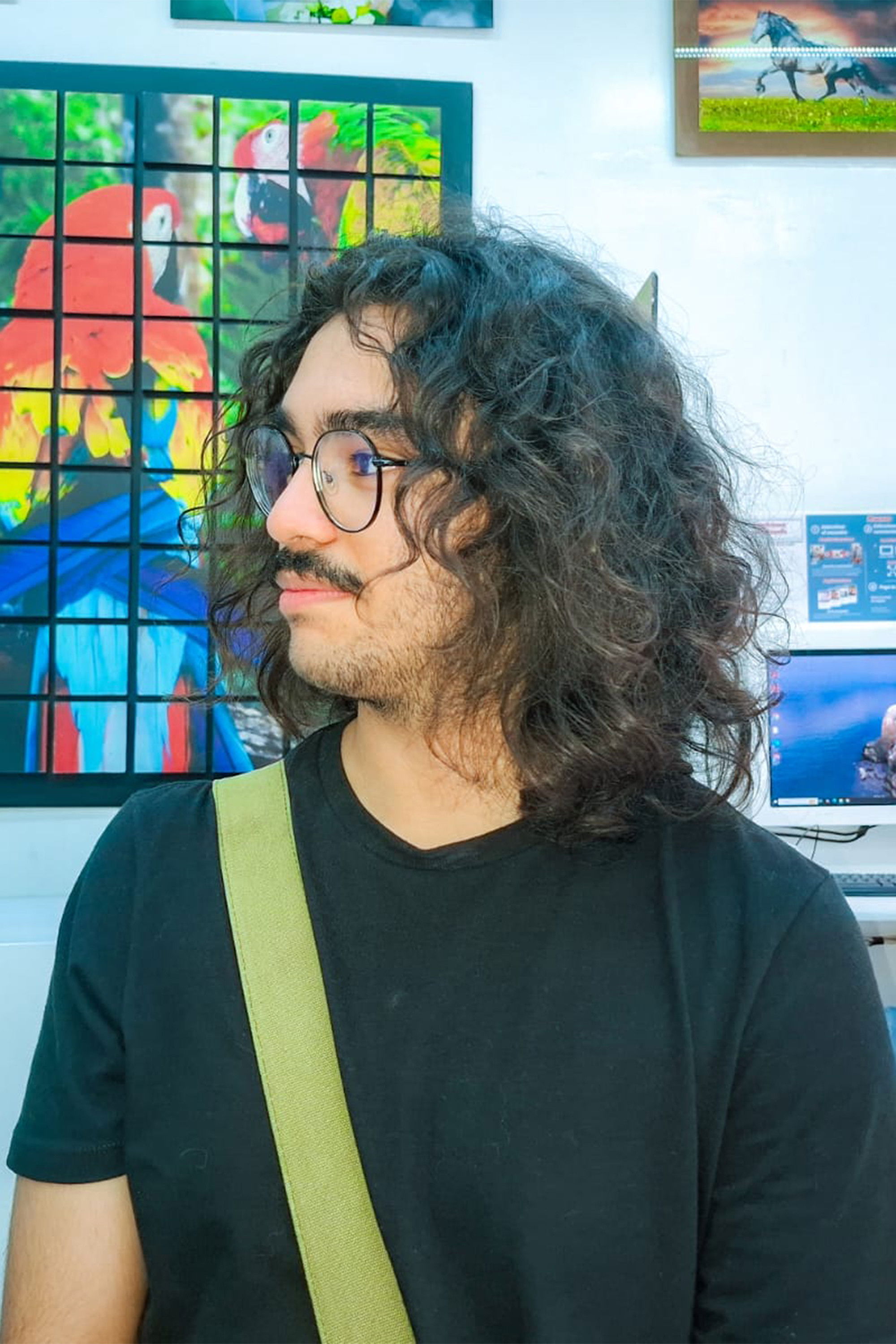 Ekyrne Martínez López backdrop