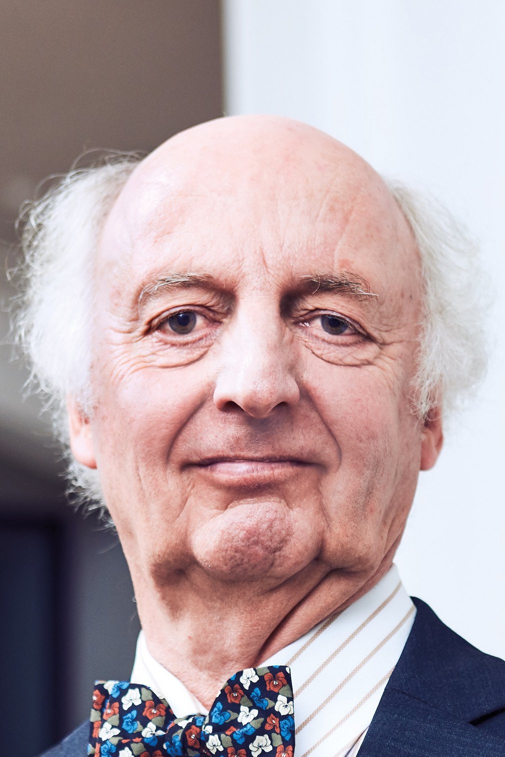 Herman van Ulzen backdrop