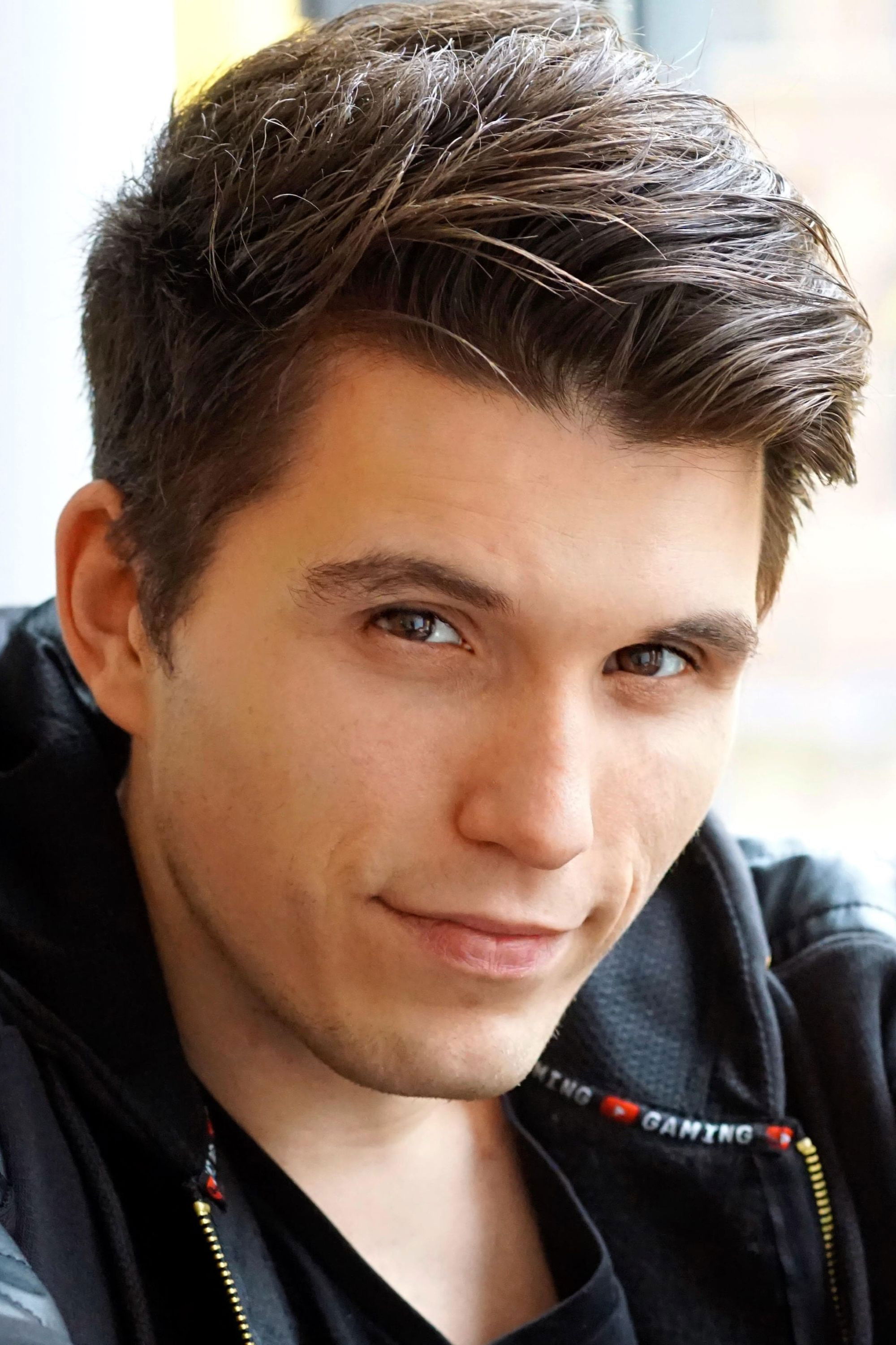 Patrick Mayer backdrop