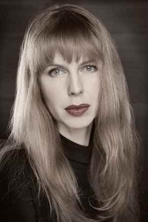 Maria Avdjuško backdrop