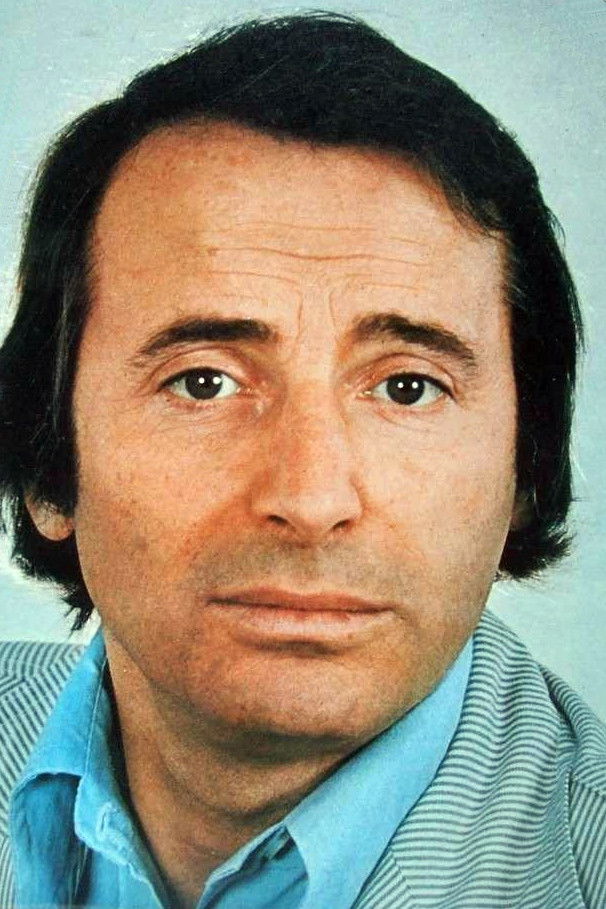 Alex Métayer backdrop