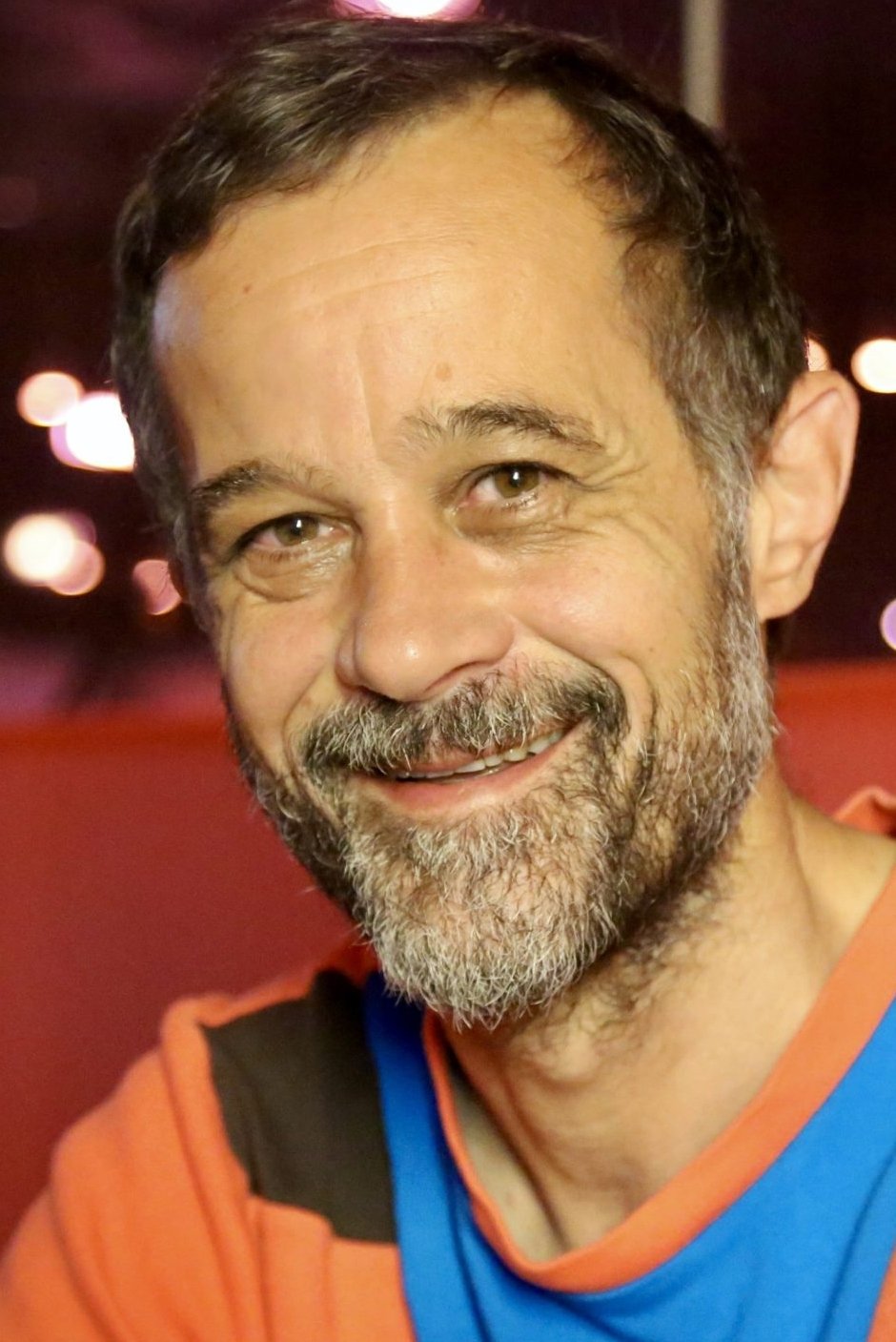 Claude Barras backdrop