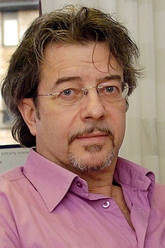 Magnus Bergquist backdrop